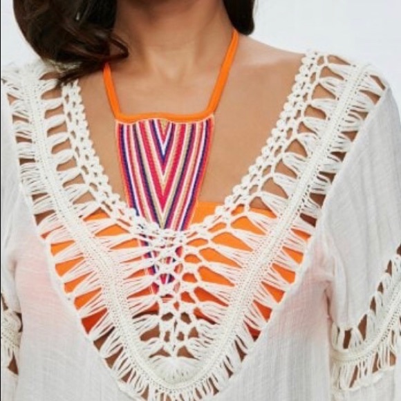 Pom Pom See-Through Crochet Tunic One Size - Picture 4 of 7